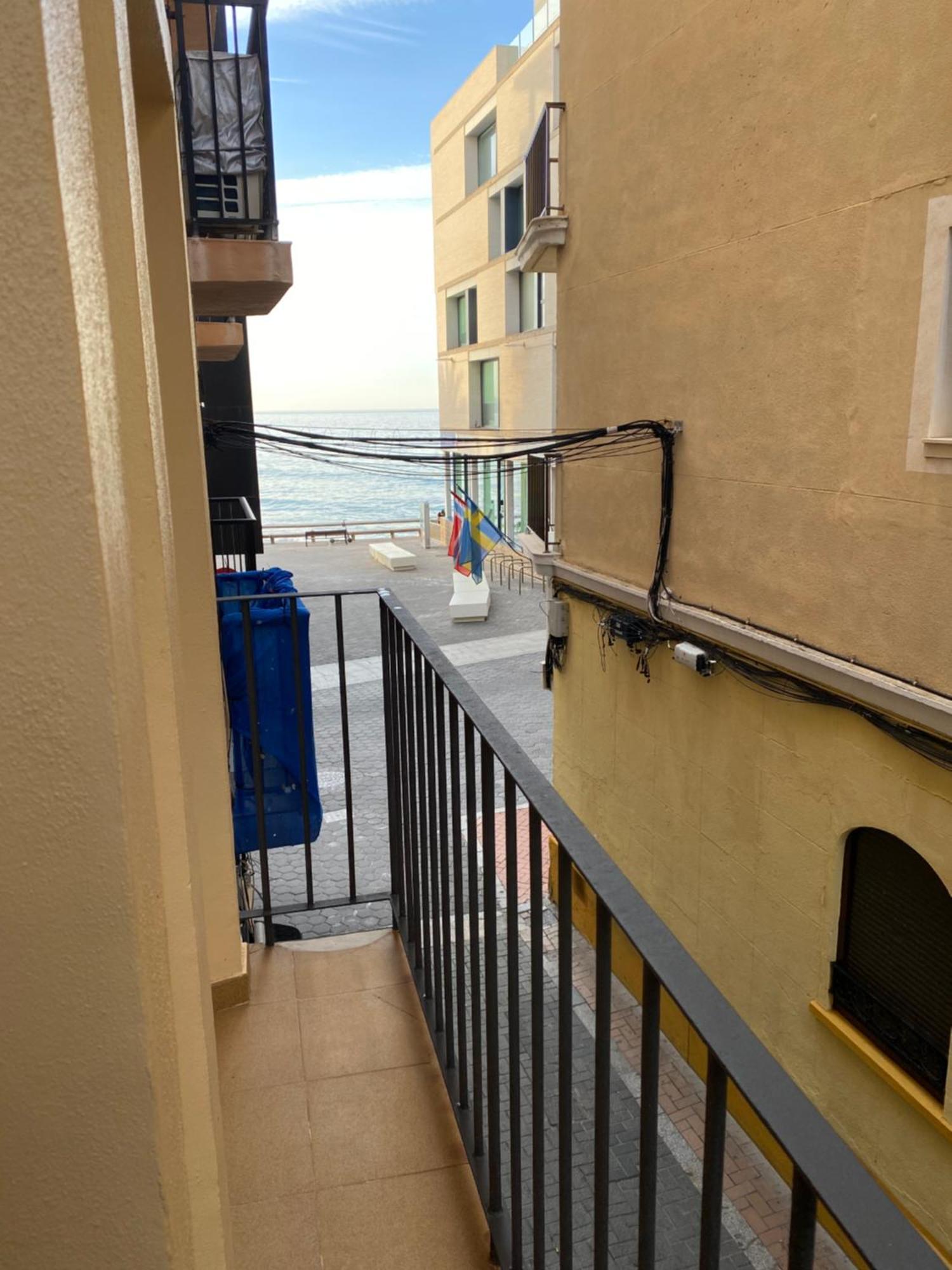 Apartamentos Carmela ベニドルム エクステリア 写真