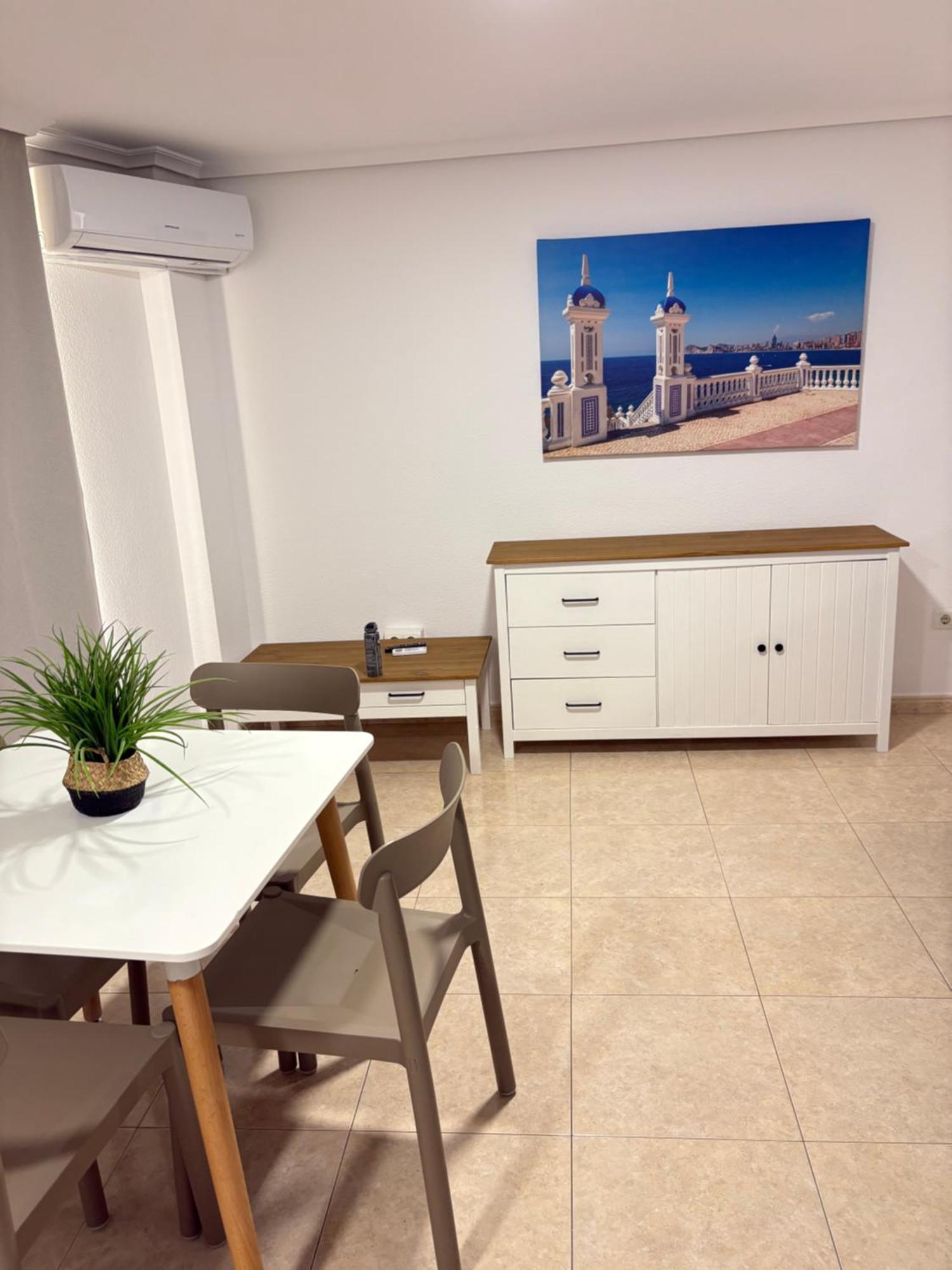 Apartamentos Carmela ベニドルム エクステリア 写真