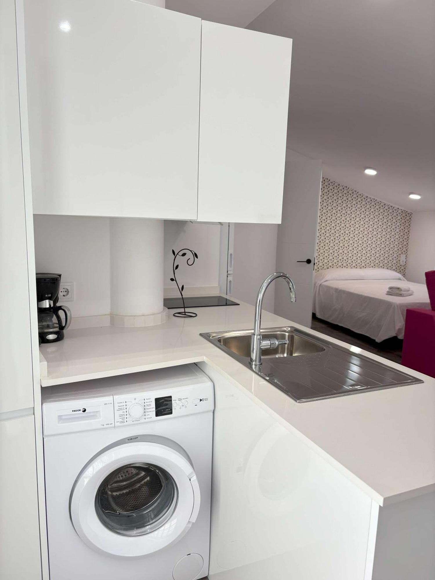 Apartamentos Carmela ベニドルム エクステリア 写真
