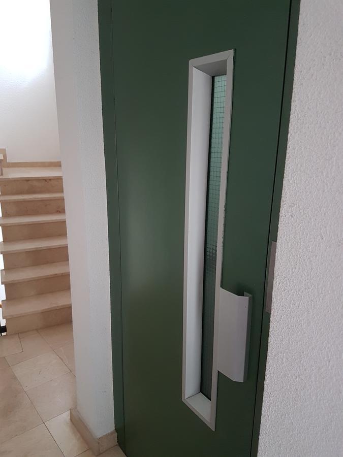 Apartamentos Carmela ベニドルム エクステリア 写真